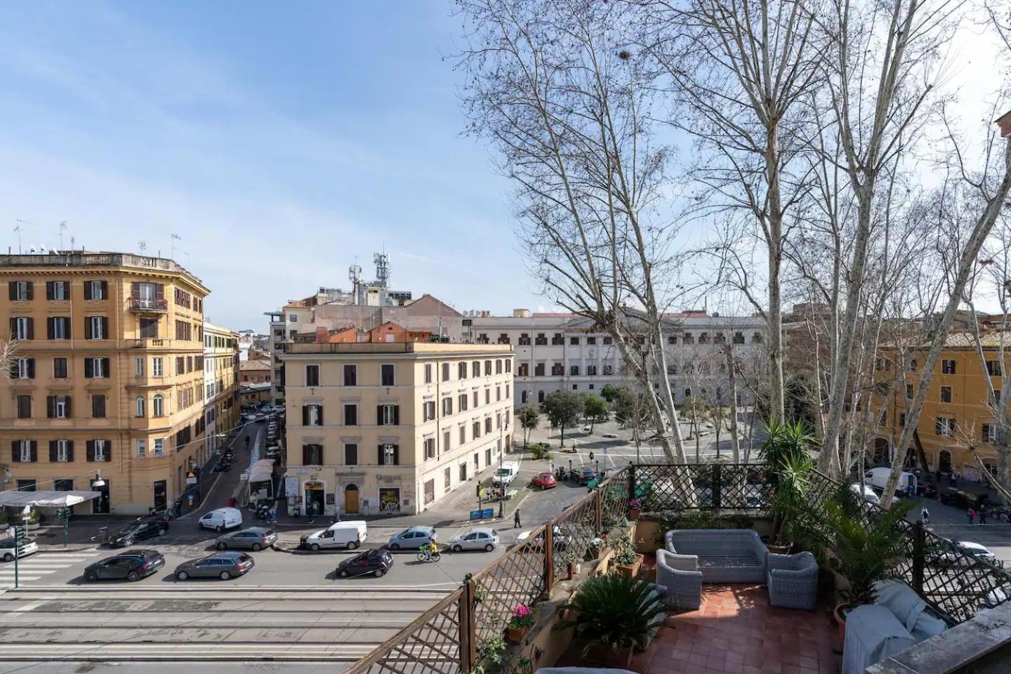 15 Min From Piazza Venezia Skyline Sanctuary In Trastevere ภายนอก รูปภาพ